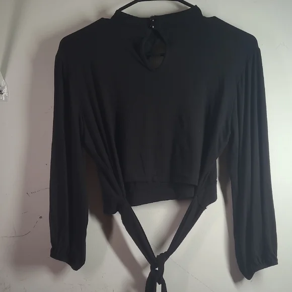 Black Women's Top with Tie Back - Picture 3 of 5